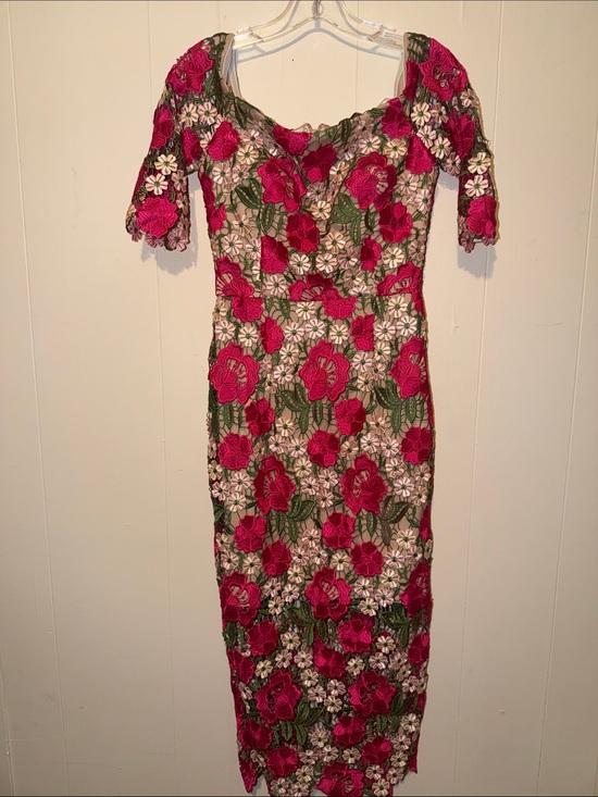 Xscape Dresses & Skirts - Xscape Pink and Cream Floral Lace Midi Dress